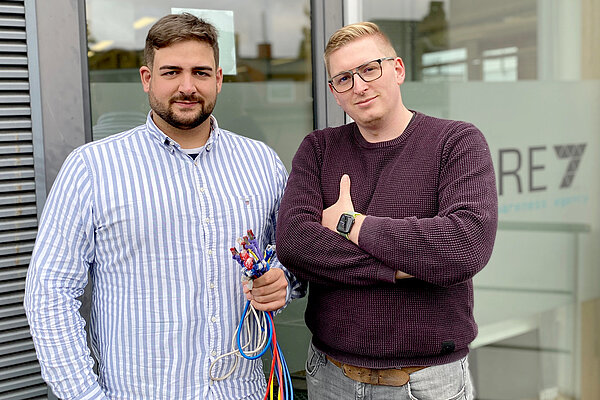 Matteo Große-Kampmann (links) und Chris Wojzechowski (rechts) von Aware 7