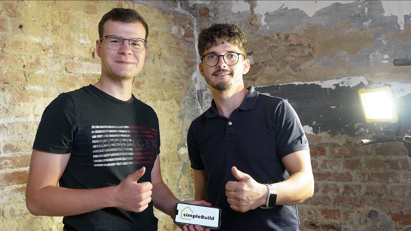 Die Gründer des Start-ups simpleBuild Die Gründer Peter Dias Fantao und Till Caspar Schäfer
