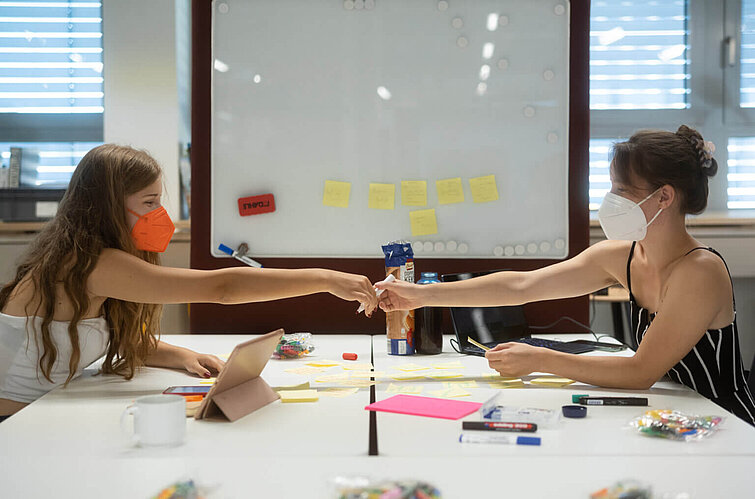 Gemeinsam. Neues. Entdecken. Das Female Founders Ideenlabor