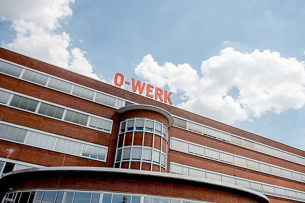 Die Fassade des O-Werks in Bochum