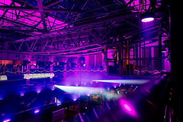   In ehemaliger Industriekulisse entsteht Neues, so wie hier beim Kick-off der BRYCK Startup Alliance.  