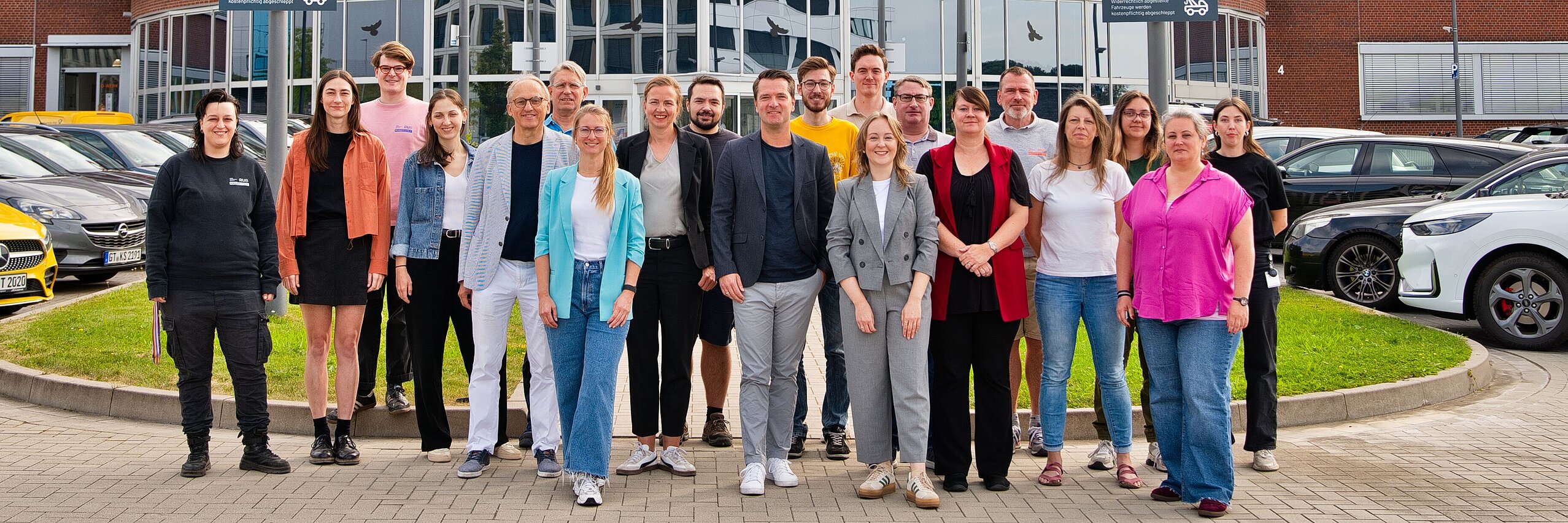 WORLDFACTORY Team 2025 The WORLDFACTORY Team in front of the O-Werk building