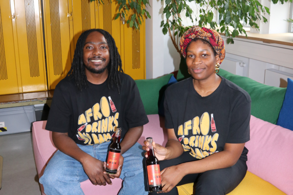 Das Gründungsteam von Afro Drinks by BAM, Marya und Ben